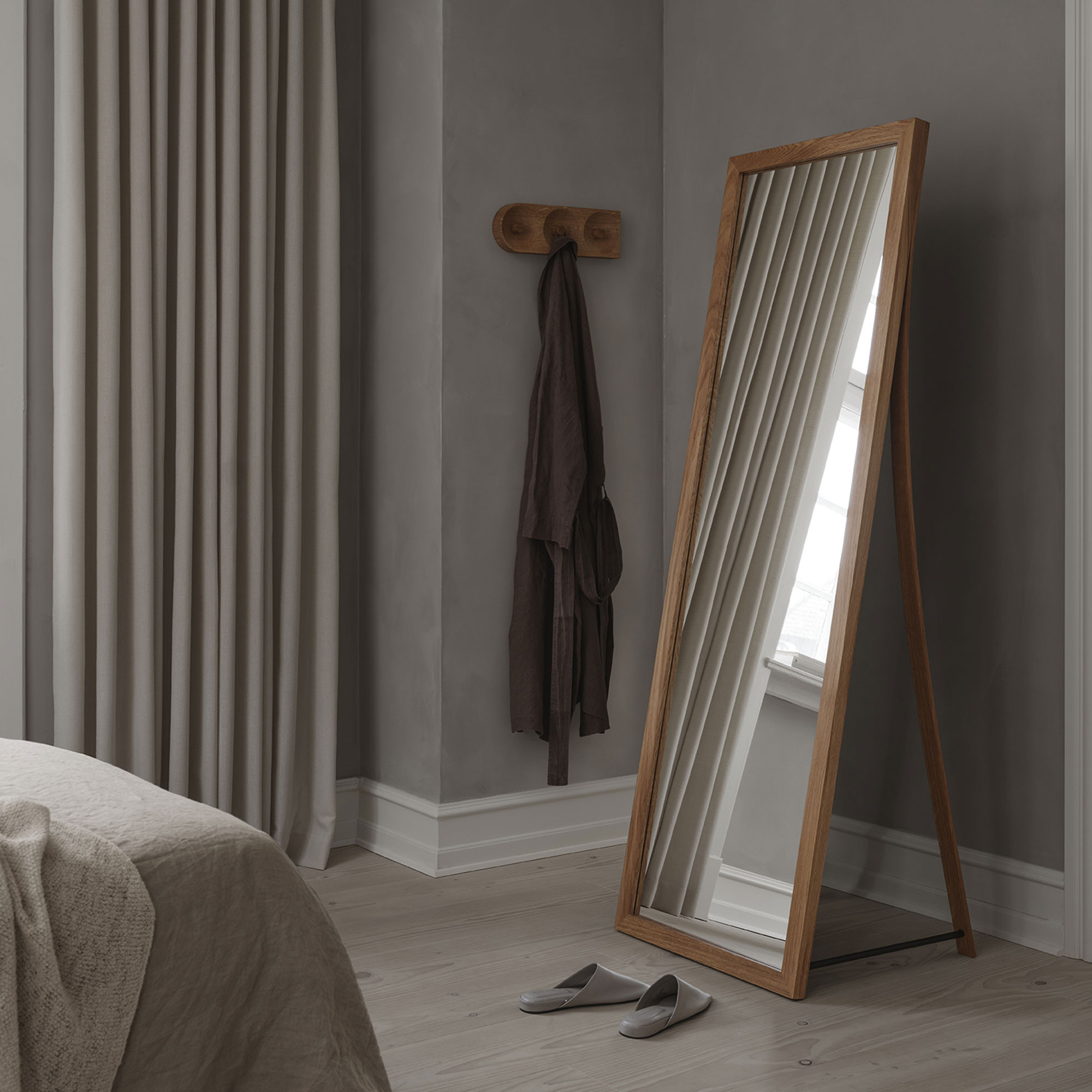 Design Standspigel Framed Mirror Von We Do Wood | Holzdesignpur within Schlafzimmer Standspiegel